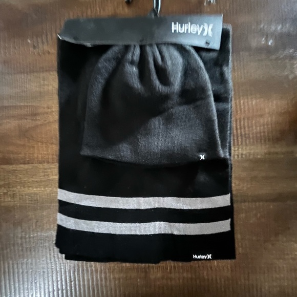 Hurley Beanie and Scarf Set - Picture 1 of 3